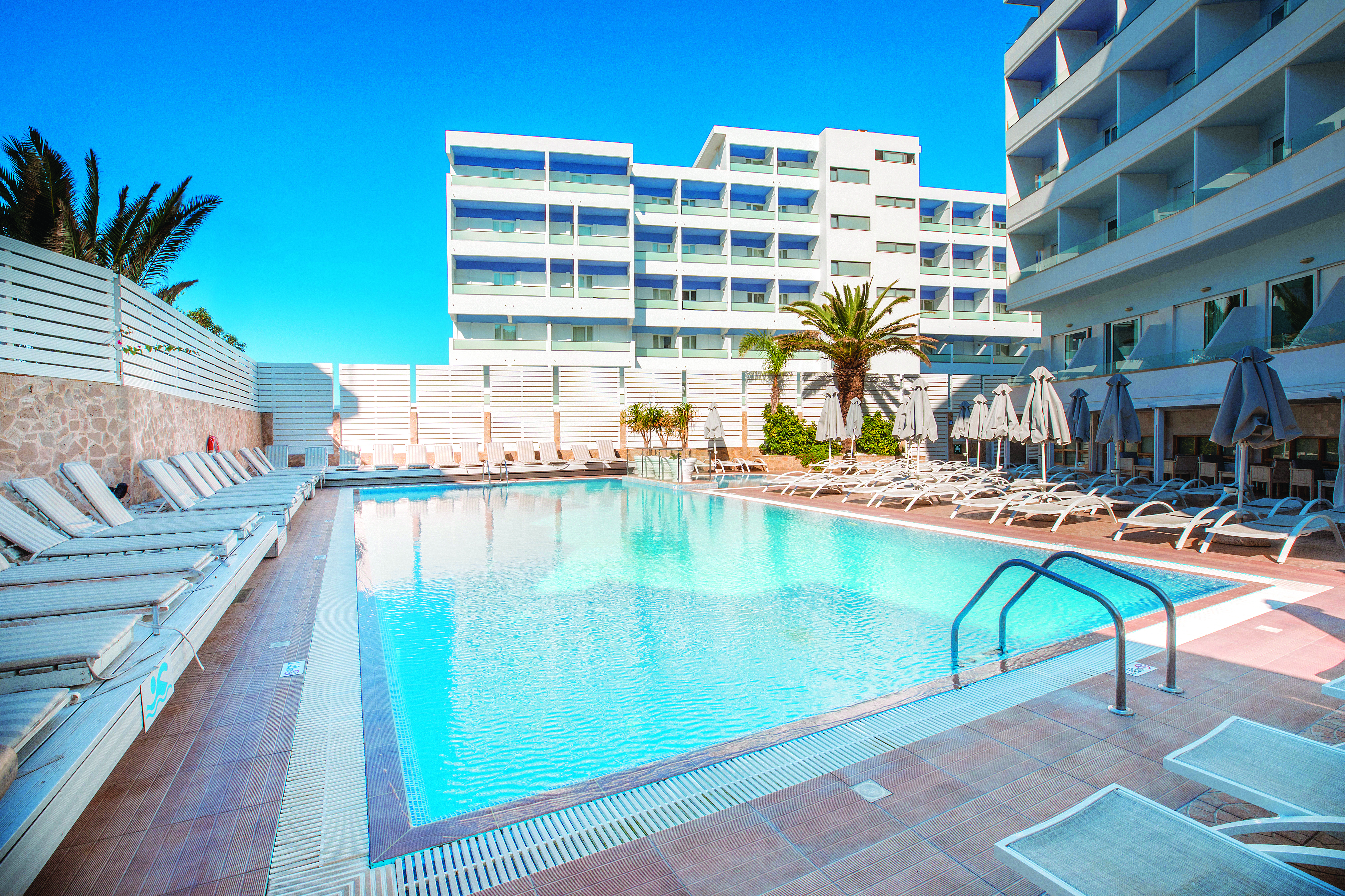 Rhodos Horizon Blu - Adult Only