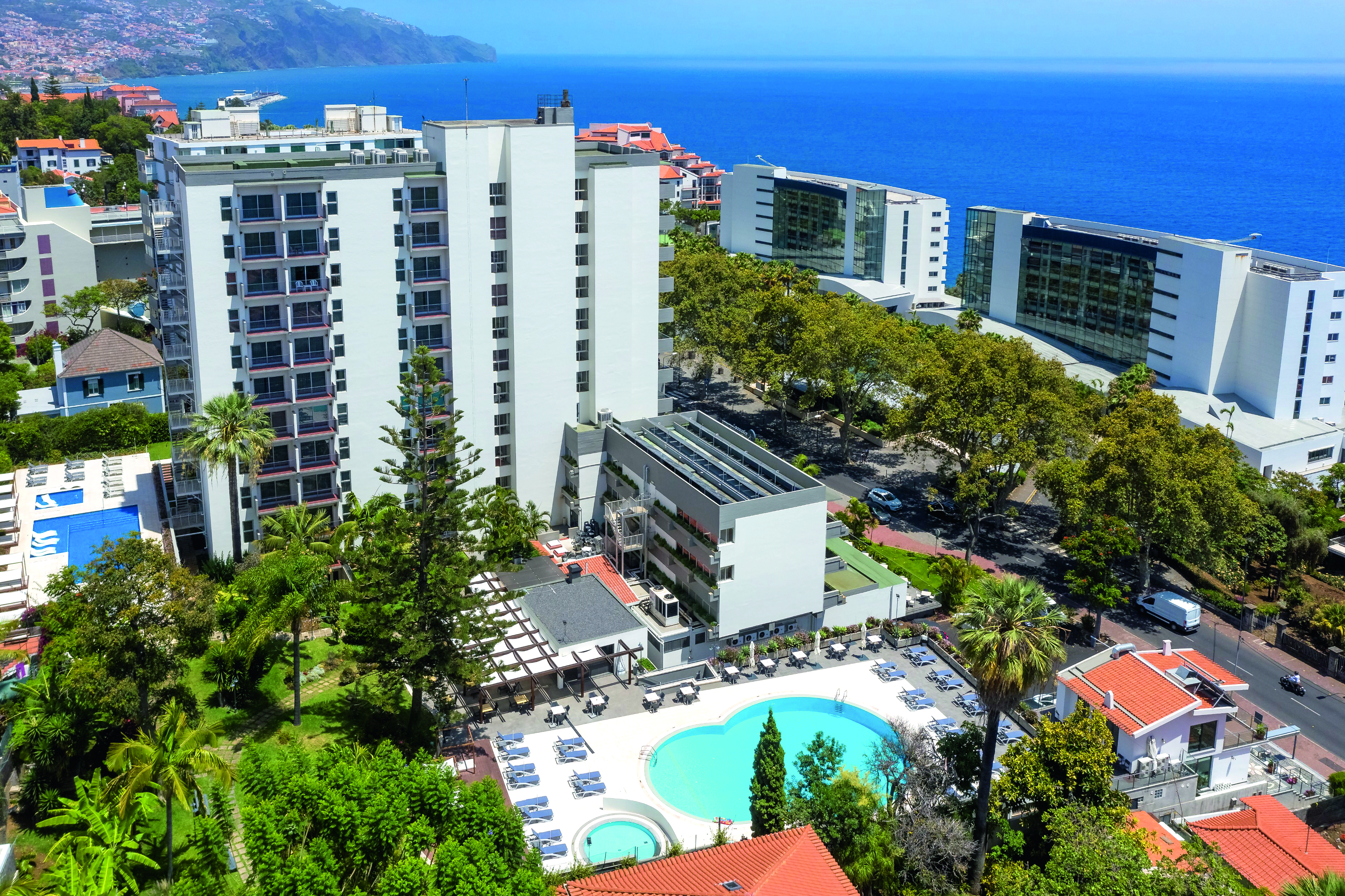 Girassol Suite Hotel