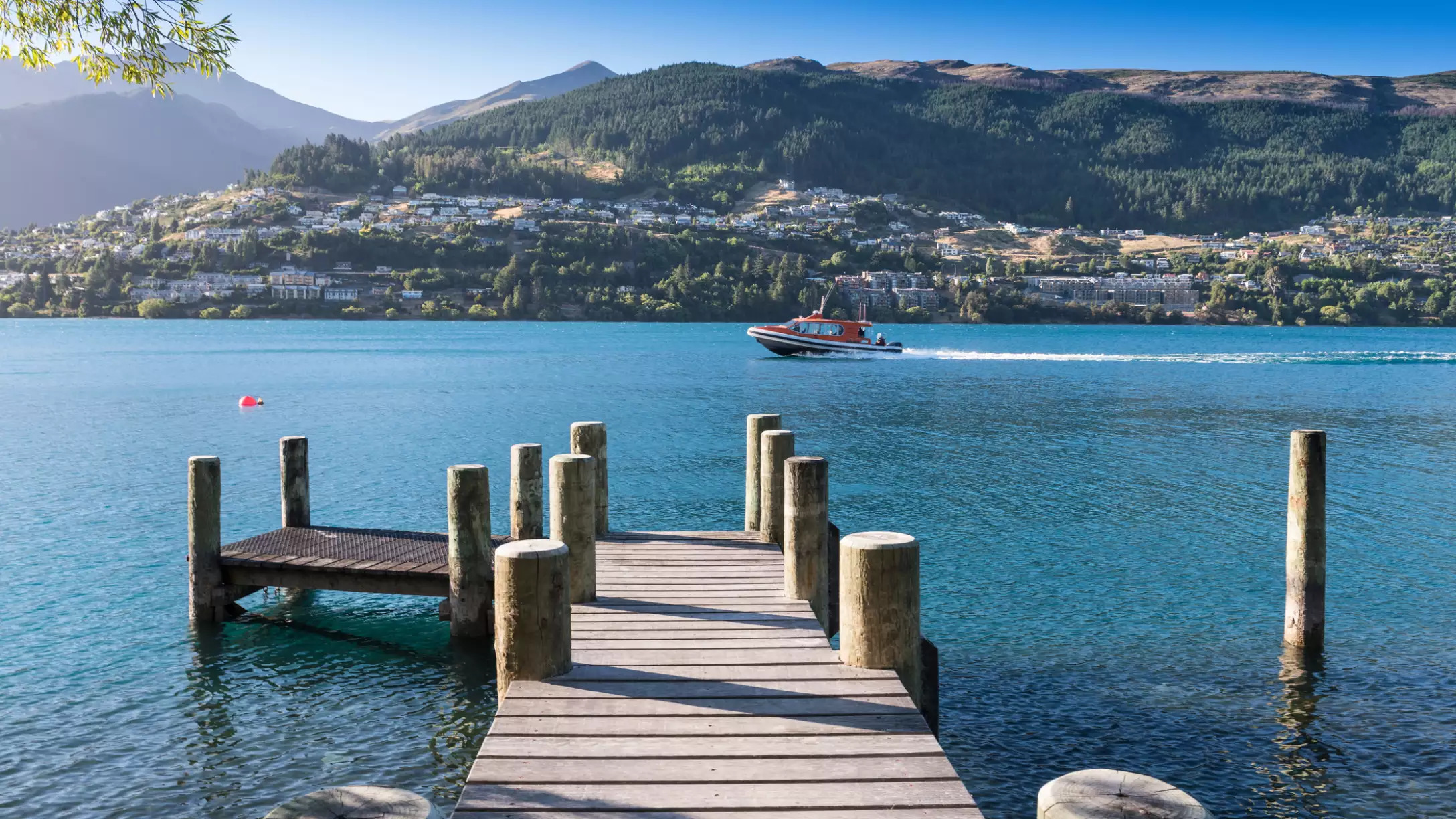 New Zealand: Land of the Long White Cloud