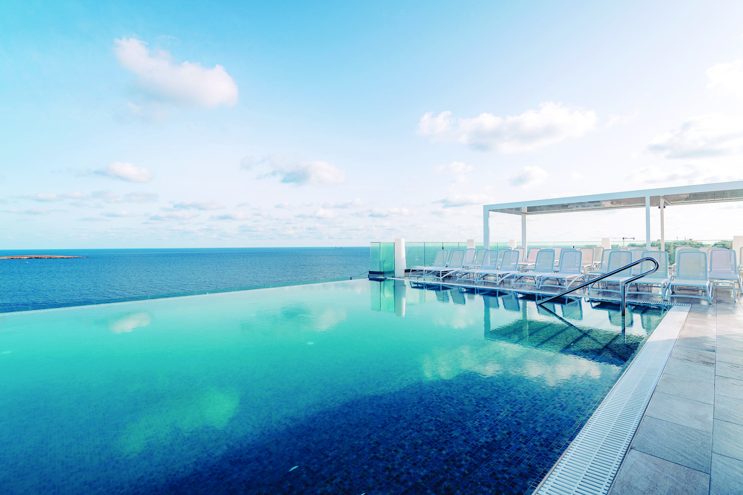 Seaview Hotel - Adults Only