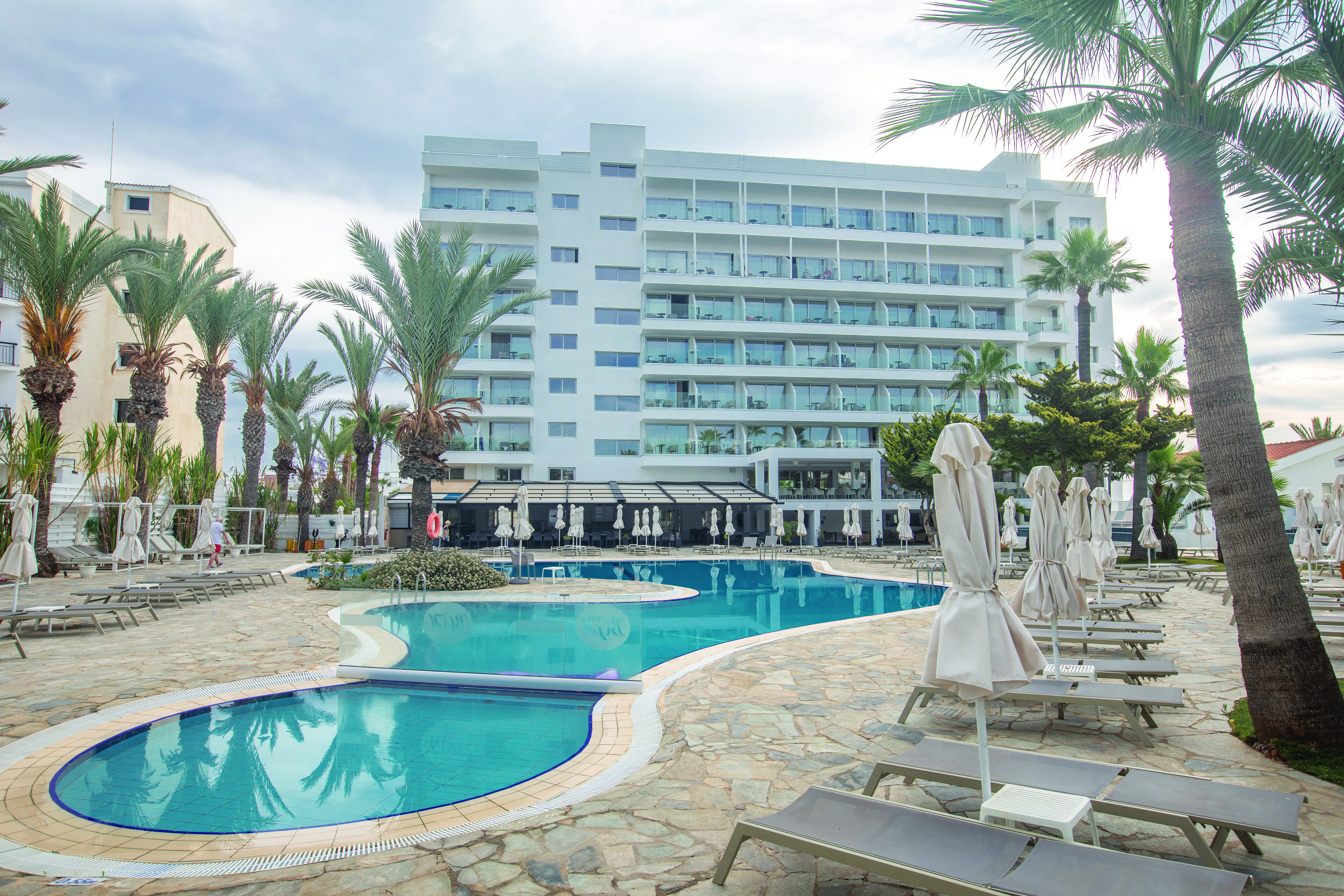 Bohemian Gardens Hotel 